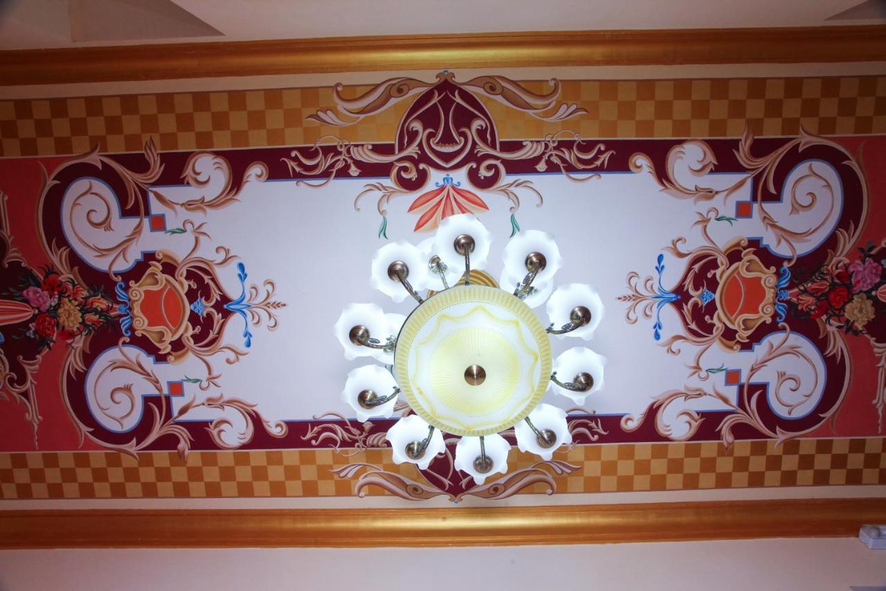 Kamelot Hotell Buchara Exteriör bild