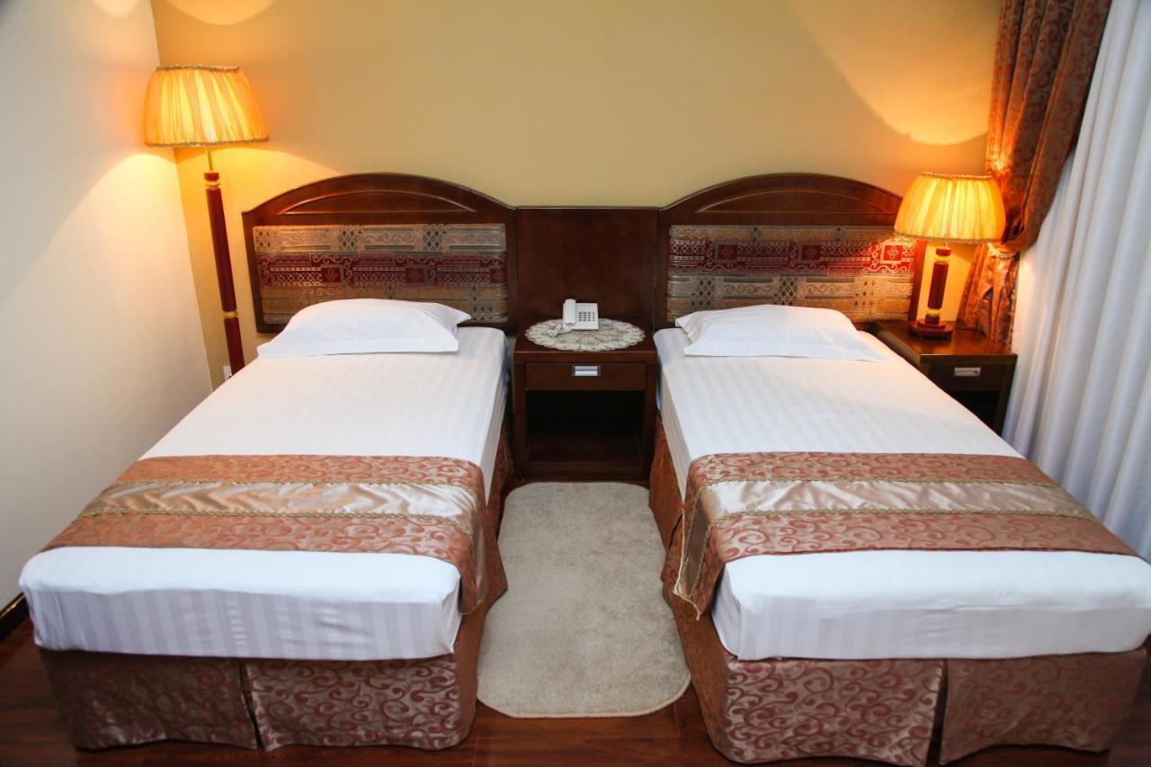 Kamelot Hotell Buchara Exteriör bild